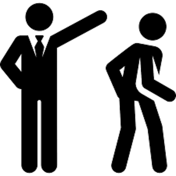 Il a une liaison avec la copine du Scrum Master, il se fait licencier par un stagiaire